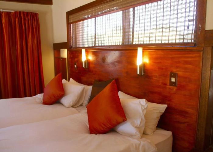 Zebra Kalahari Lodge