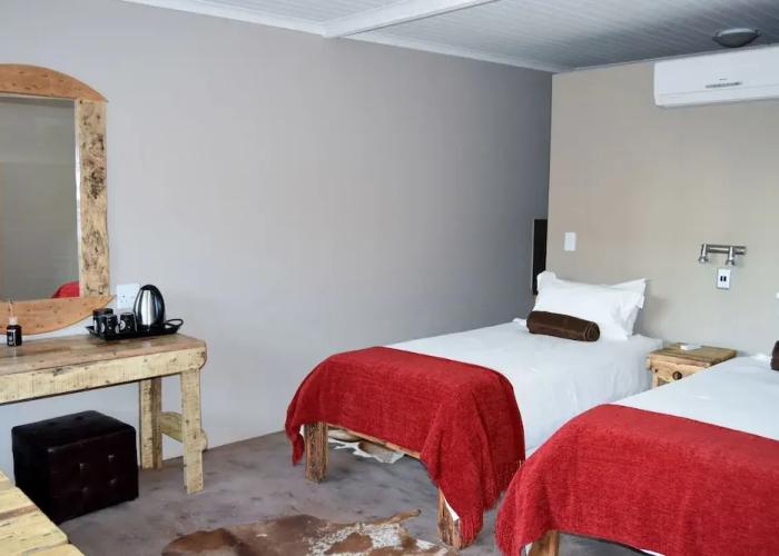 Kalahari Farmstall - Accommodation and Campground
