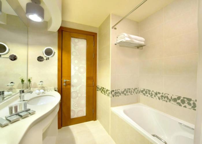 Amadi Panorama Hotel