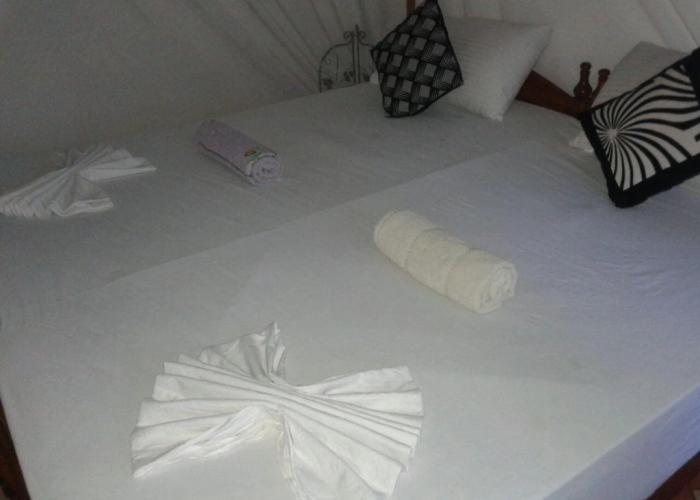 Star Rest Beach Hotel Arugambay
