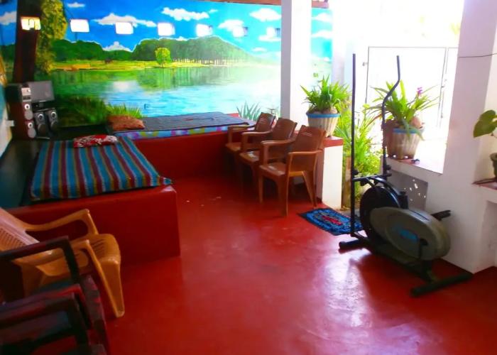 20 House Arugam