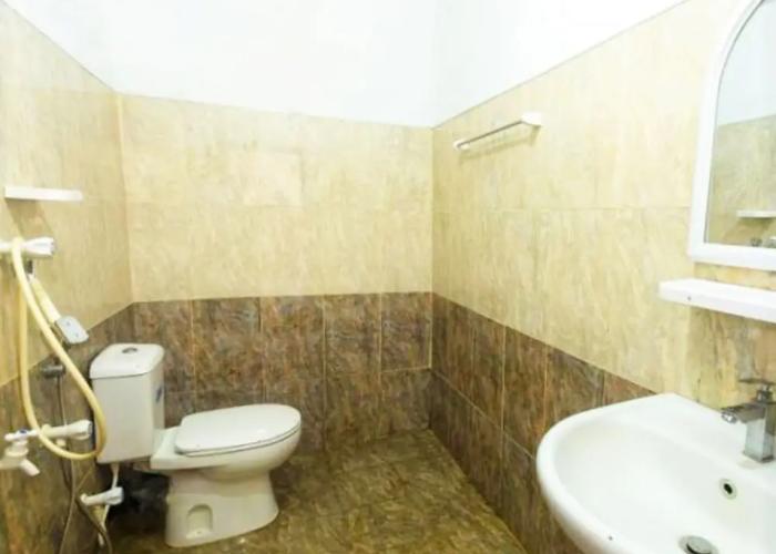 20 House Arugam