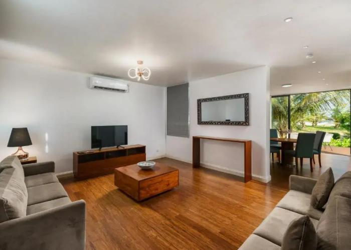 Aprota Villas