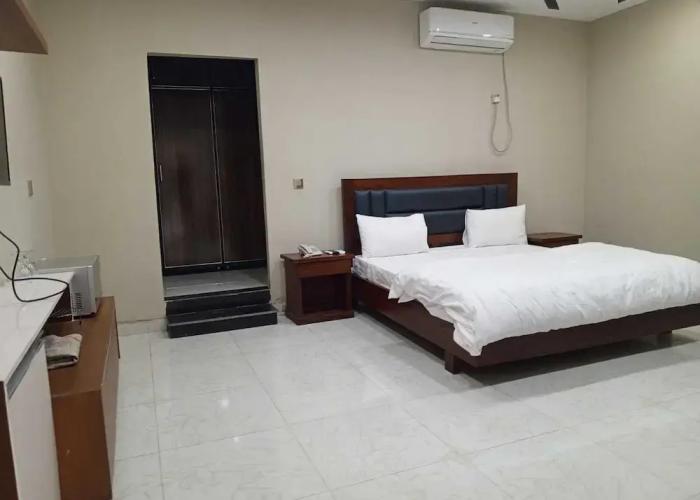 Mangla Tower Hotel