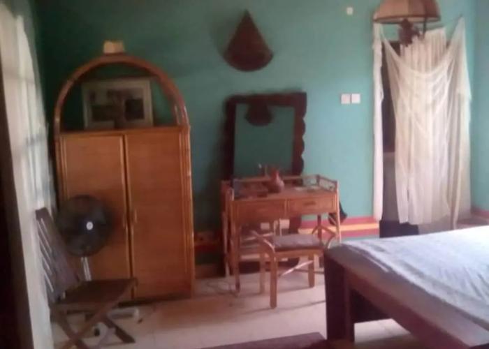 Lovely 3-bdrm Cottage W/private Patios/pkg Sanyang