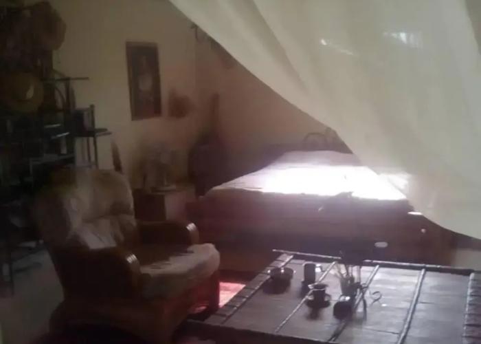 Lovely 3-bdrm Cottage W/private Patios/pkg Sanyang