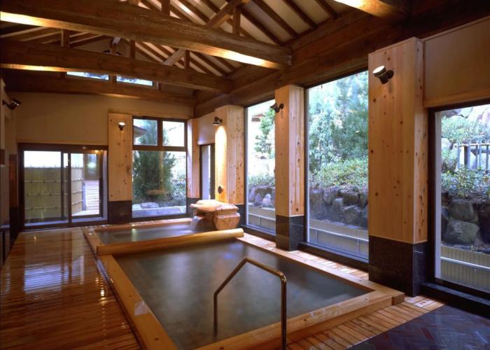 Izanro Iwasaki Ryokan