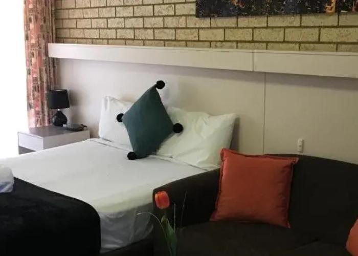 The Jolly Swagman Motor Inn