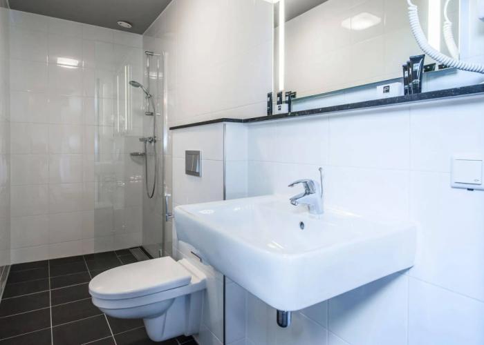 YAYS Amsterdam Maritime by Numa