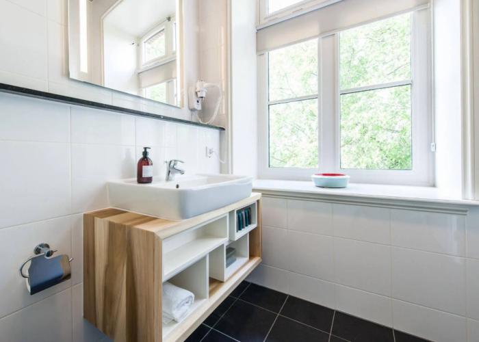 YAYS Amsterdam Maritime by Numa