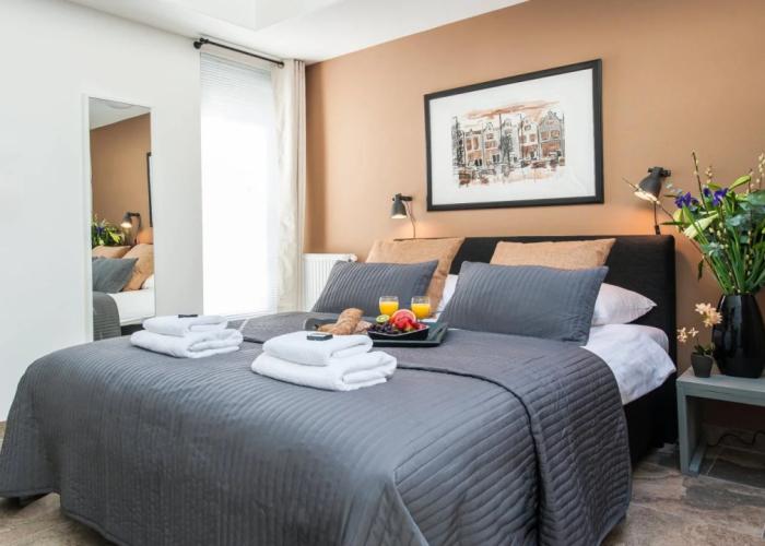 Plantage Garden Apartments