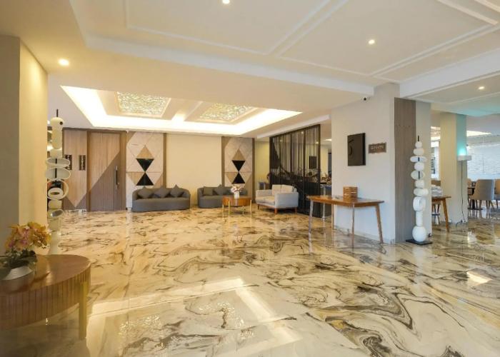 Front One Gosyen Hotel Salatiga