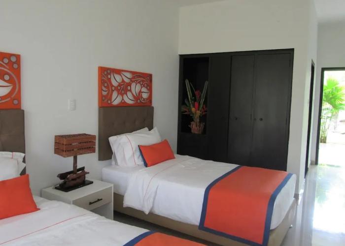 Hotel Yalconia