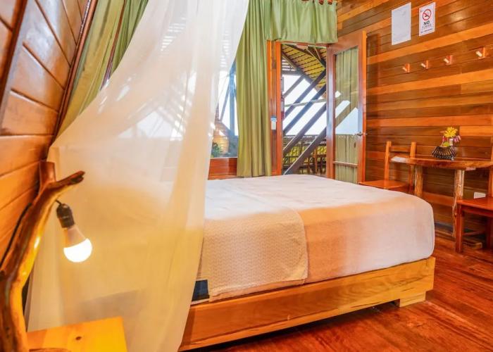 Heimatlos Rainforest Lodge