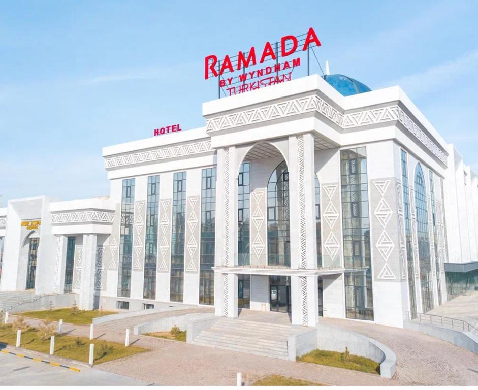 Hotel Ramada By Wyndham Turkistan