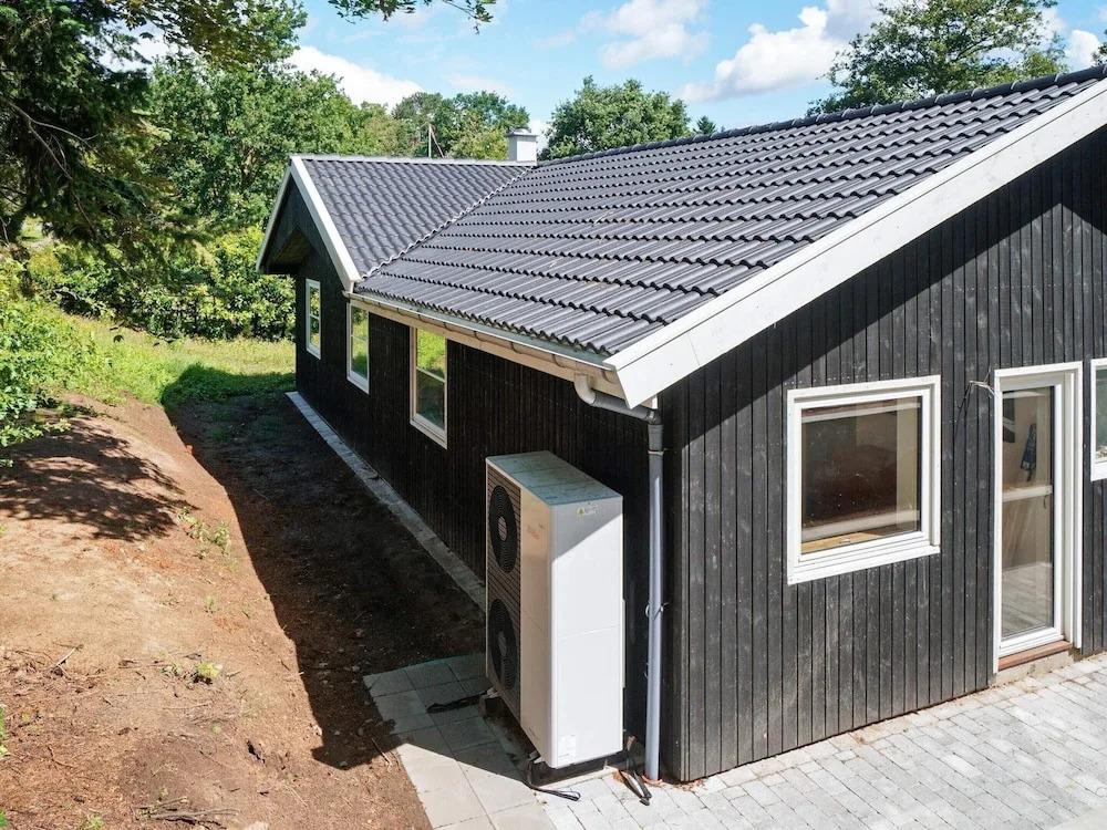 8 Person Holiday Home in Melby