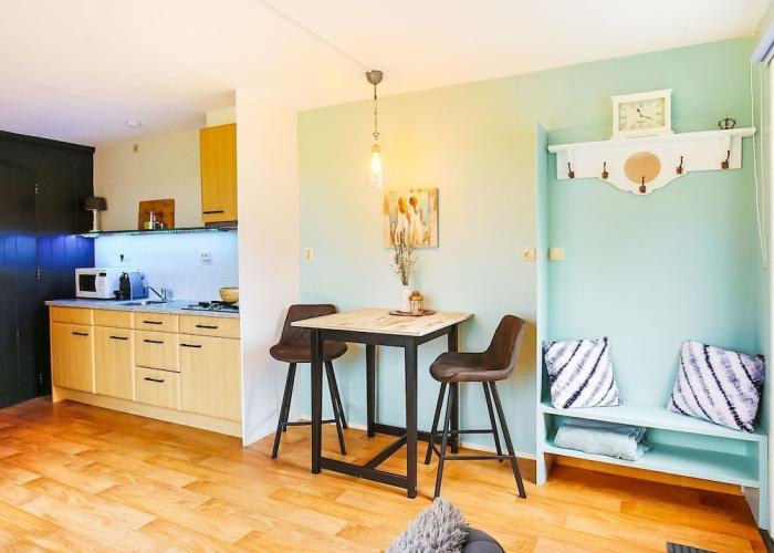 Vibrant Apartment in Baflo by Op de Roemte