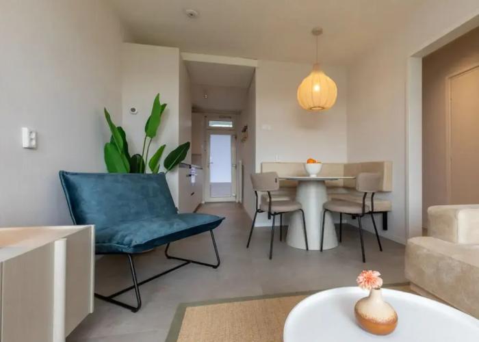 Lovely Seaside Apartment for Three