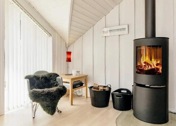 6 Person Holiday Home in Jerup