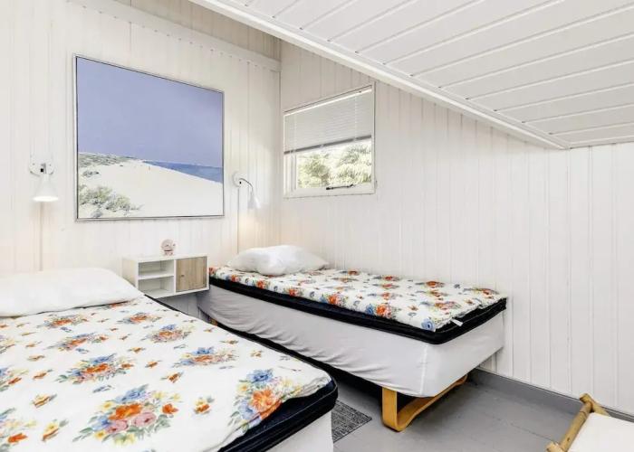 6 Person Holiday Home in Jerup