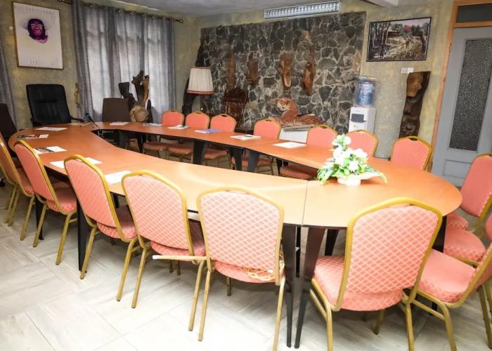 Art and Leisure-EB Hotel