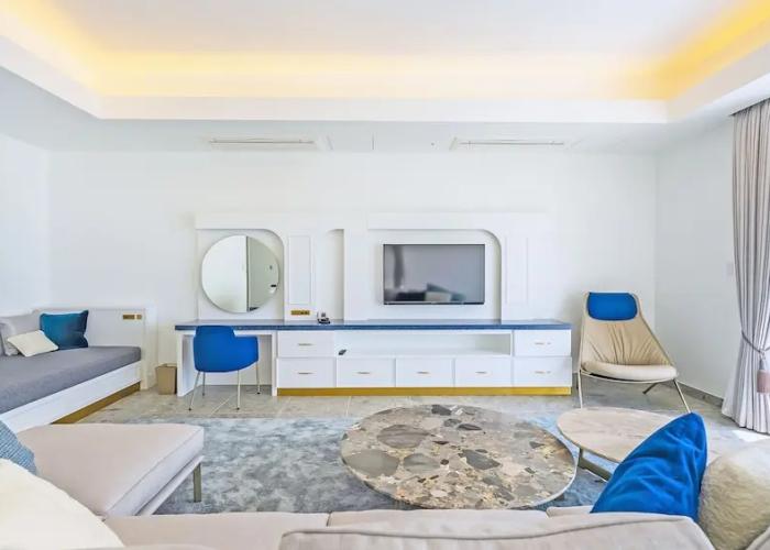 Santorini Hotel&Villas Miyakojima