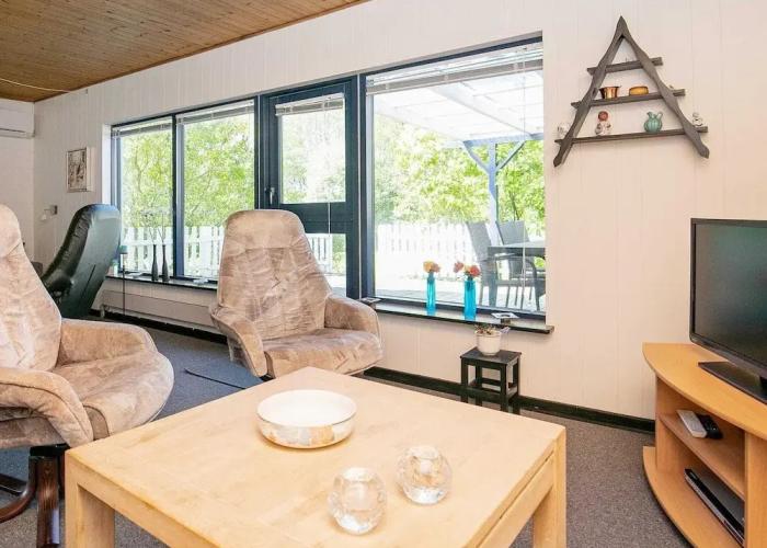 Refreshing Holiday Home in Spøttrup near Sea