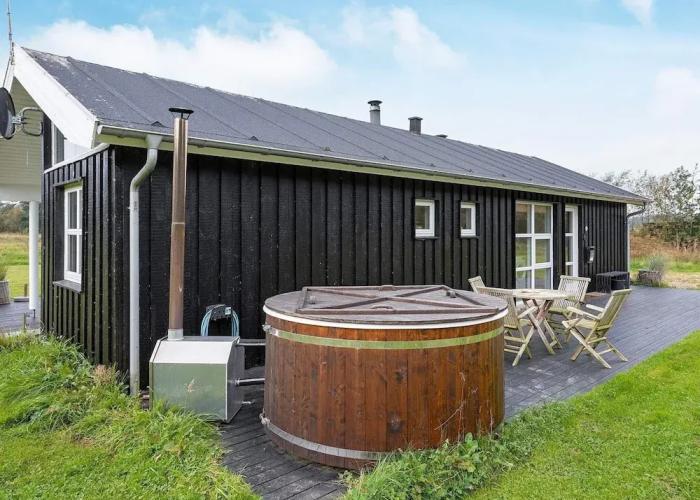 6 Person Holiday Home in Oster Assels-by Traum