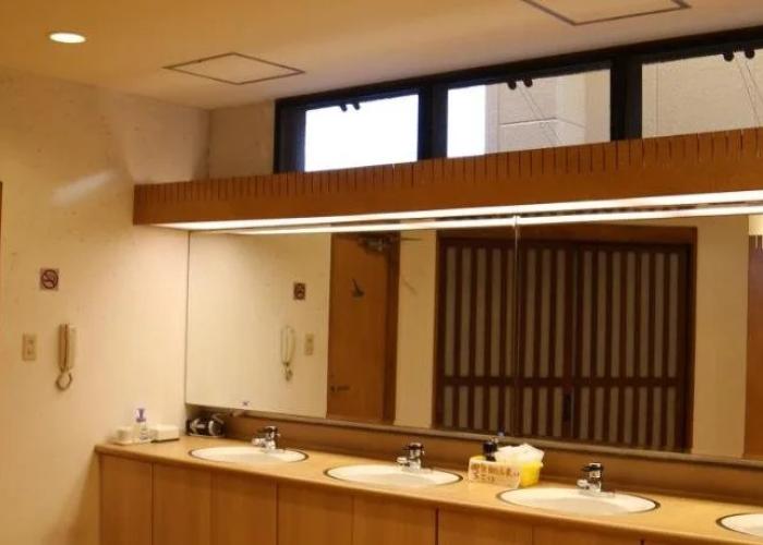Hotel Crown Hills Arakawaoki (BBH Hotel Group)
