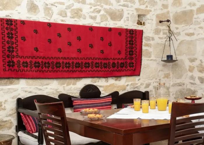 Zeus Traditional House