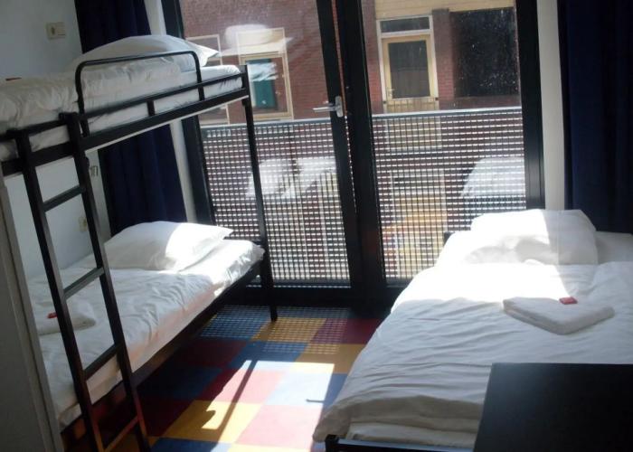 Bud Gett Hostels