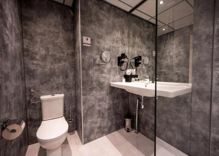 Flonk Hotel Groningen Zuid, BW Signature Collection