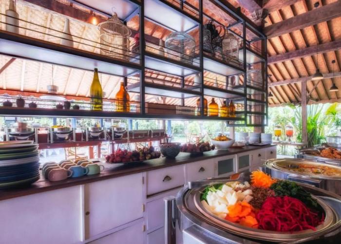 Hotel Komune and Beach Club Bali