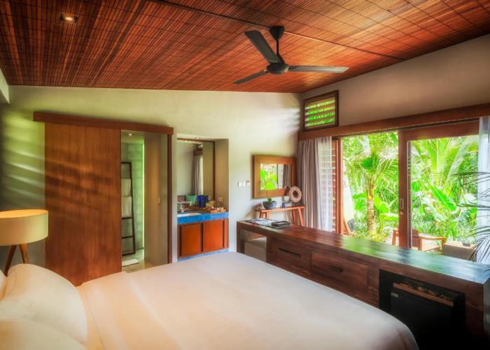 Hotel Komune and Beach Club Bali