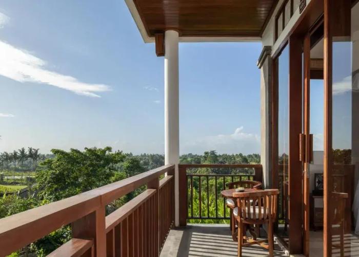 Swan Paradise A Pramana Experience