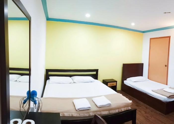 Twin Star Hotel