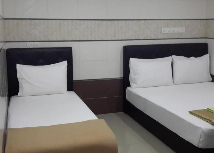 Bukit Beruntung Business Hotel