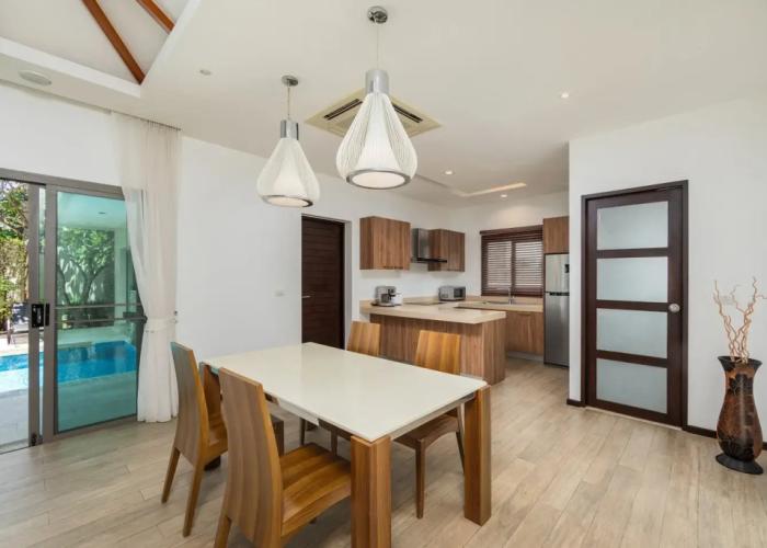 Nai Harn Pool Villa Bond, Villa