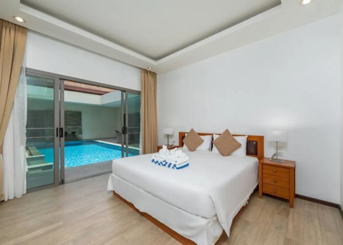 Nai Harn Pool Villa Bond, Villa