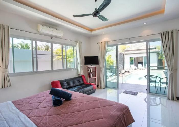 Modern Elegance 3BR Pool Villa Marine
