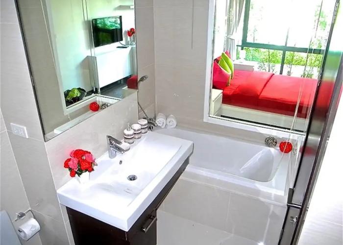 Title Apartment