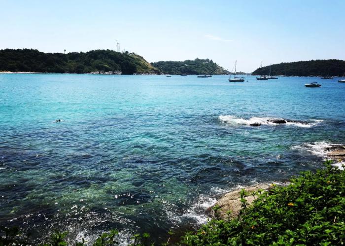 Naiharn On The Rock Resort