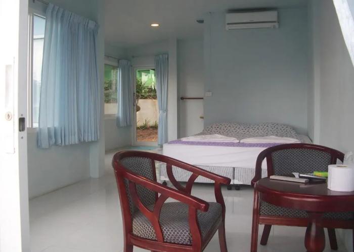 Naiharn On The Rock Resort