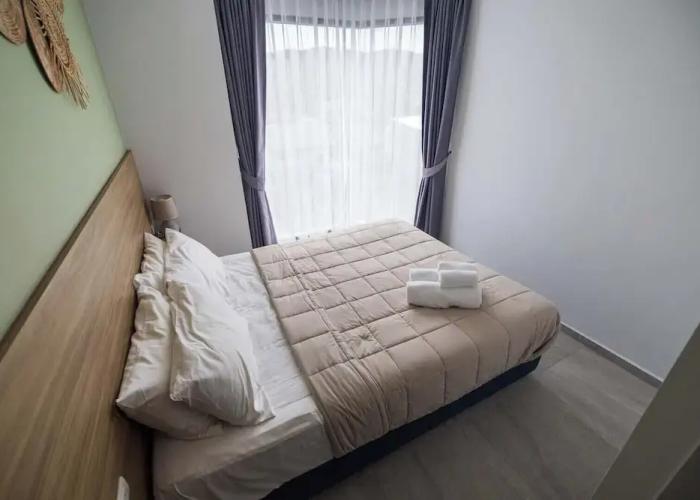 Modern Condo near the Beach - NV5