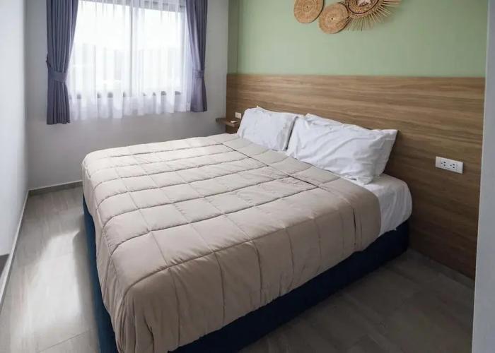 Modern Condo near the Beach - NV5