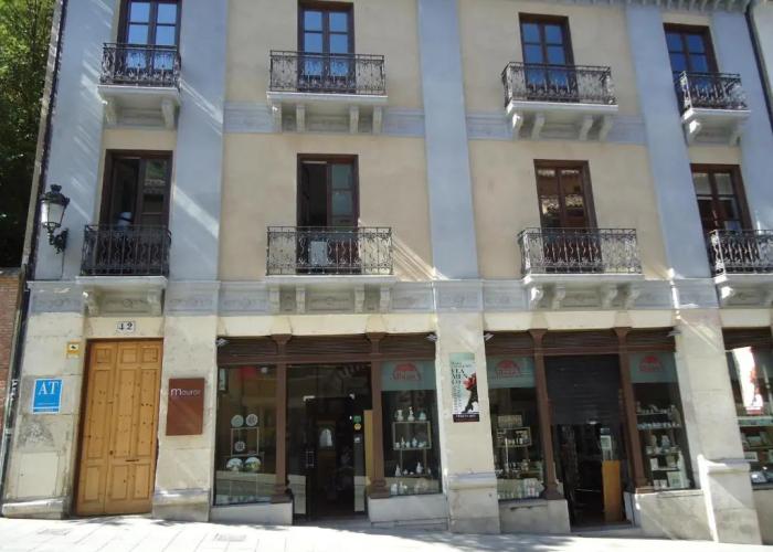 Apartamentos Turisticos Mauror