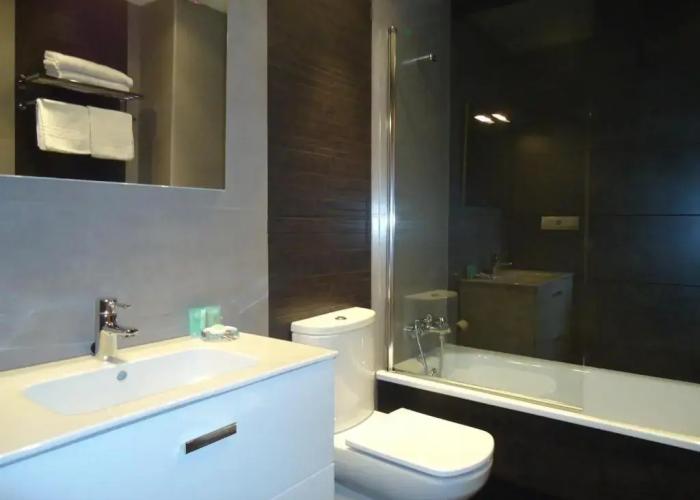 Apartamentos Turisticos Mauror