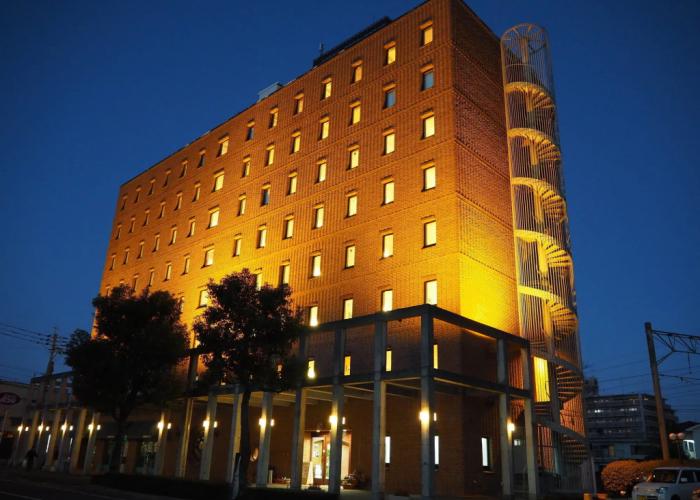 Shin Iizuka Station Hotel