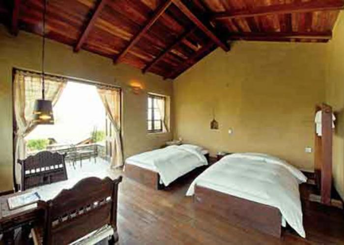 Dhampus Resort