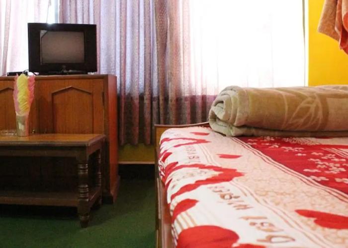 Duna Tapari Restaurant & Guest House